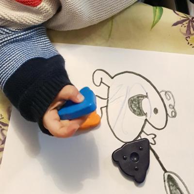 Coloriage avec crayons triangulaires